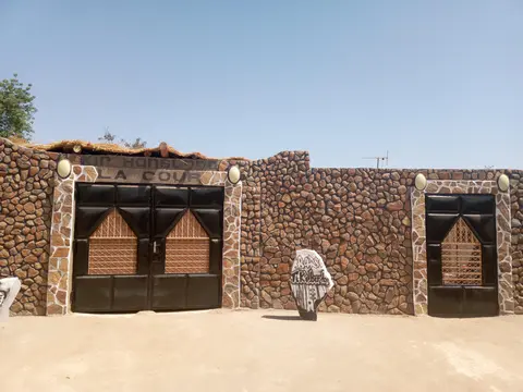 L'interieur de la cour royale